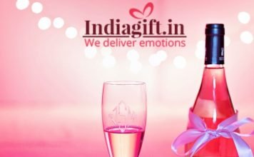Thoughtful Ideas That Clearly Say “I Love You” Indiagift - Romantic Gift Ideas