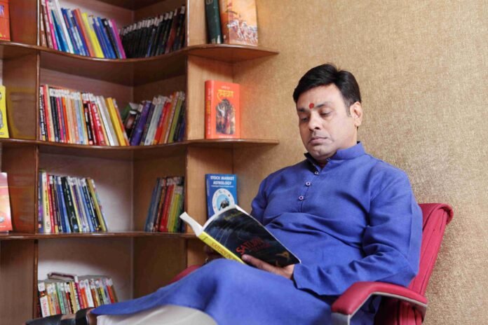 Dr Vinay Bajrangi