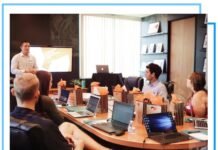 Outsourcing vs In-House SEO: What’s the Right Choice for Your Business SEO white label services