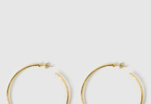 Gold Hoop Earrings: Timeless Elegance Anyone Can Afford gold hoop earrings